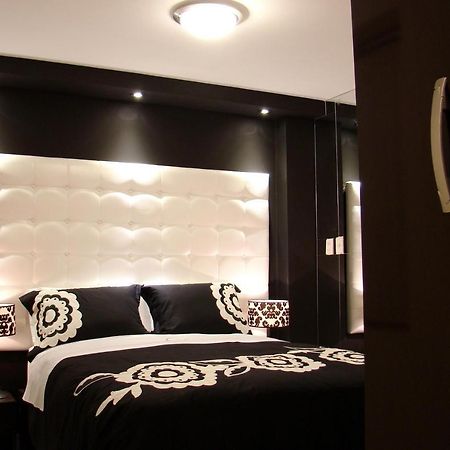 Hostal Media Luna Trujillo Bagian luar foto