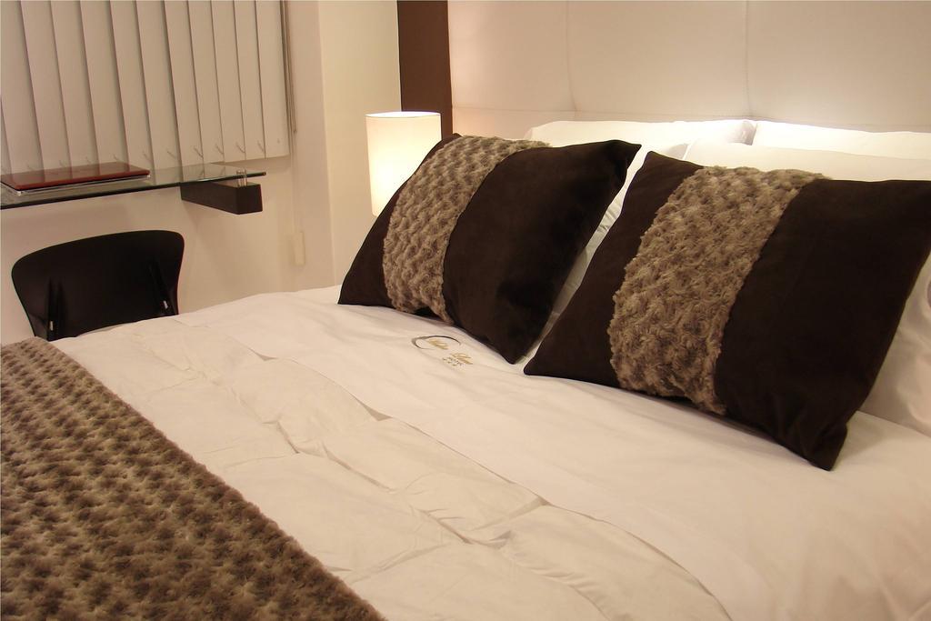 Hostal Media Luna Trujillo Bagian luar foto