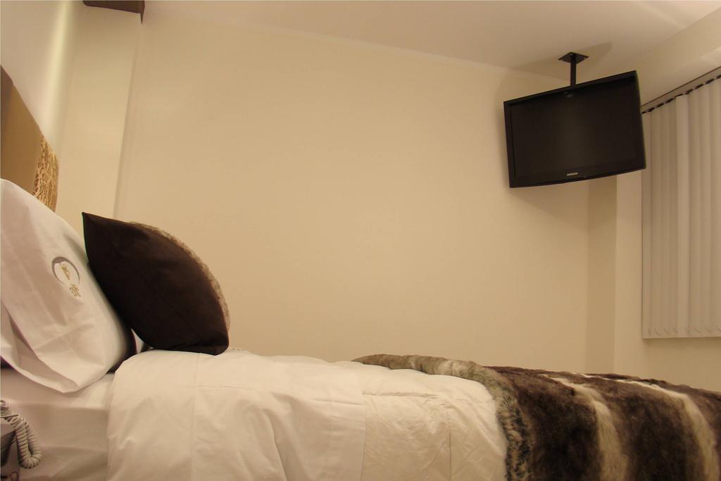 Hostal Media Luna Trujillo Bagian luar foto